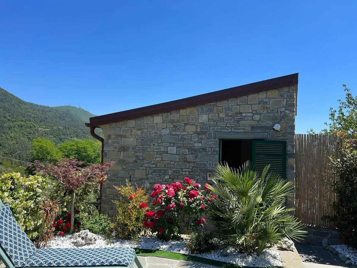 The Garden Villa Volastra 0*,  Italien